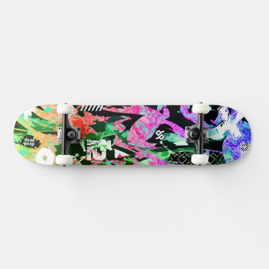 deed peep 012  skateboard (Horizontaal)