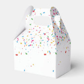 Deelnemende dieren met een partij bedankdoosjes (Achterkant)