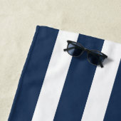 Deep Navy met Witte Streep Handdoek met Jouw naam (In situ)