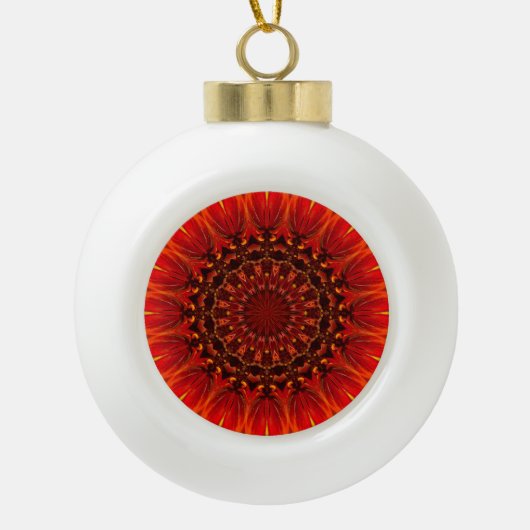Deep Red Rudbeckia Floral Mandala Keramische Bal Ornament (Voorkant)