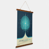 Deep Space Atomic Clock Poster, blauwe versie. Hangend Wandkleed (Gebogen)