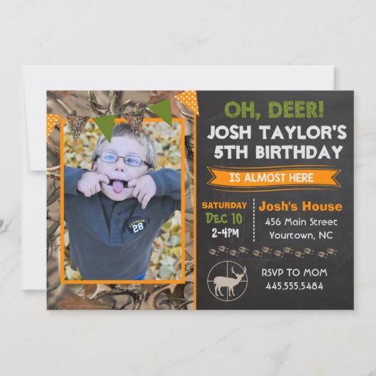 Deer Camo Hunting Birthday Invitation Kaart (Voorkant)