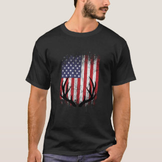 Deer Hunting American Flag Whitetail Buck Antlers T-shirt