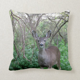 Deer in Bossen Pillow Kussen