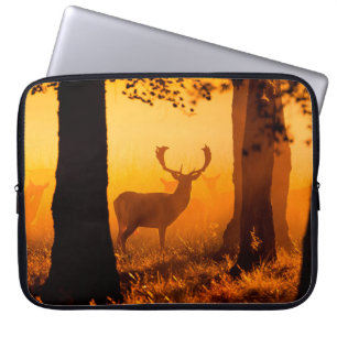 Deer in een deense boshert, mooi herfst, denma laptop sleeve