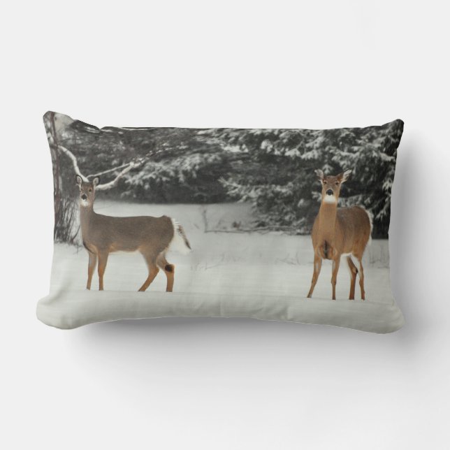 Deer in Snow Pillow Kussen (Voorkant)