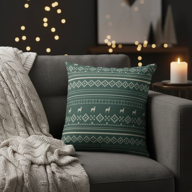 Deer Spruces and Diamonds Green Christmas Sweater  Kussen (Deer Spruces and Diamonds Green Christmas Sweater Throw Pillow)