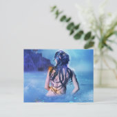 Déesse de la mer et carte postale de nuit (Debout devant)