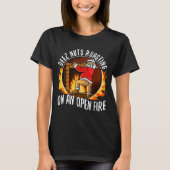 Deez Nuts Roasting On An Open Fire T-shirt (Voorkant)