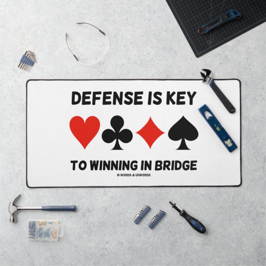 Defense Is Key To Winning in Bridge Card Suits (Poste de travail)
