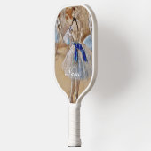 Degas danser met blauw lint pickleball paddle (Links)