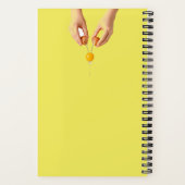 Degene die het receptenboek van het boek heeft (Achterkant)