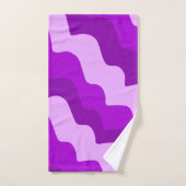 Dégradé des vagues ondulées violettes de l'océan (Serviette à main)
