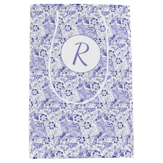 Delfts Blauw & Wit Konijnenvogels Pasen Monogram Medium Cadeauzakje (Voorkant)