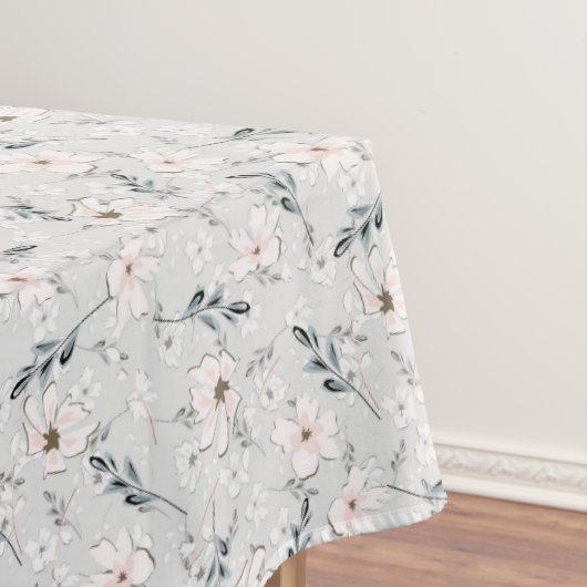 Delicaat bloemmotief. tafelkleed (Voorbeeld)