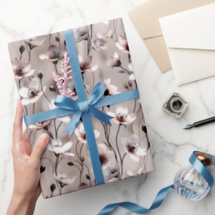 Delicate Bloemen & Stromende Wijnranken — Zachte Cadeaupapier