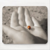 Delicate Hands Mousepad Muismat (Voorkant)