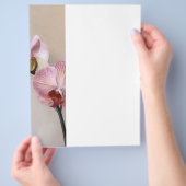 Delicate roze pijnstillers flyer (Hand)