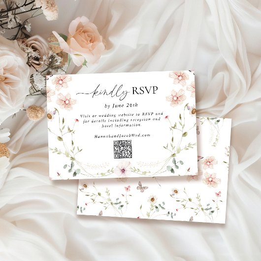 Delicate Wildflower Wedding QR-code RSVP Kaartje