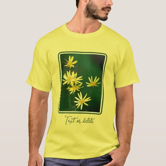 Delicate Yellow Daisy Wildbloemen gepersonaliseerd T-shirt