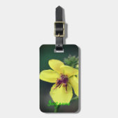 Delicate Yellow Wildflower, op maat Bagagelabel (Voorkant verticaal)