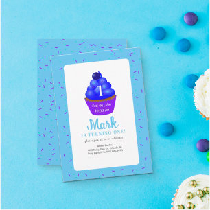 Delicious blueberry cupcake Invitation Kaart