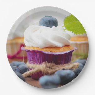 Delicious Blueberry Cupcake met hipped Cream Papieren Bordje