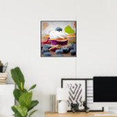 Delicious Blueberry Cupcake met hipped Cream Poster (Thuiskantoor)