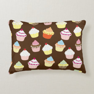 Delicious Decorated Birthday Cupcakes Accent Pillo Kussen