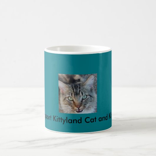 Délivrance de chat de tasse (Centre)
