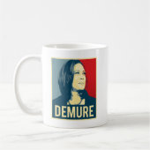 Demure en Mindful Kamala Harris Koffiemok (Links)