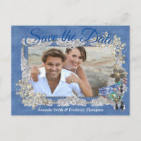 Denim met Cream Flower Lace en Costume Jewelry