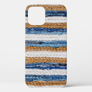 Denim patchwork: gerecycled jeans tapijt. iPhone 12 hoesje