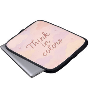 Denk in Kleuren – Pastel Esthetische Motivatie Laptop Sleeve