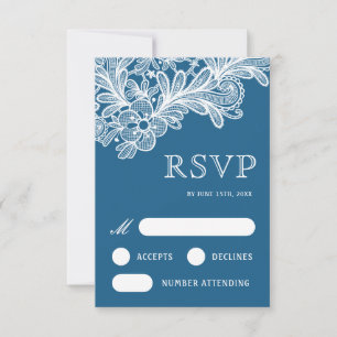 Dentelle blanche sur carte RSVP de mariage bleu