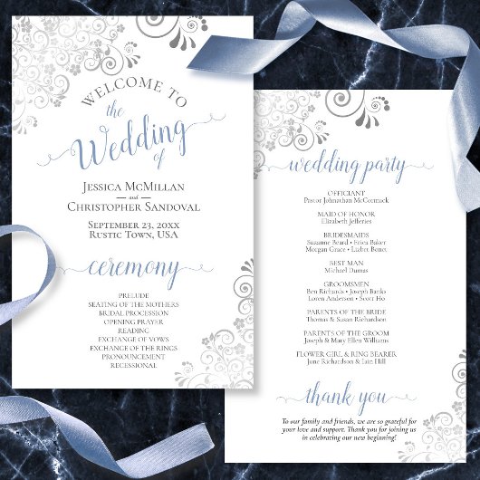 Dentelle d'argent bleu sur le programme de mariage