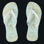 Dentelle d'or sur Mint Green La mariée Mariage élé<br><div class="desc">Dansez la nuit avec ces belles tongs mariages. Conçues pour la mariée, elles présentent un design simple mais élégant avec des scripts de couleur or en lettrage sur un arrière - plan vert menthe clair et des boucles et tourbillons en dentelle dorée fantaisie. Belle façon de rester chic et approprié...</div>