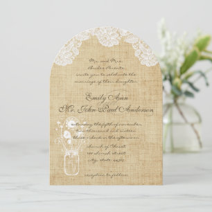 Dentelle rustique et invitation de mariage Burlap