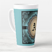 Dentelle Turquoise antique Monogramme Latte Mug (Angle gauche)