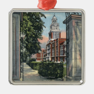 Denver, Colorado - Vista of East High School Metalen Ornament
