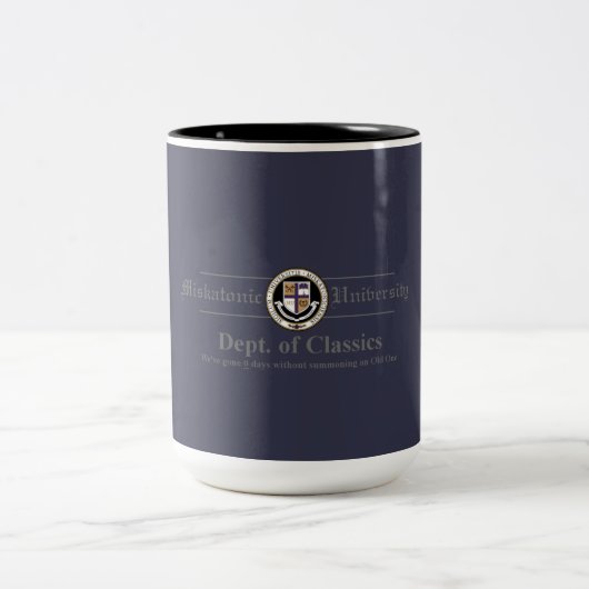 Dept. Mug du classique d'université de Miskatonic (Centre)