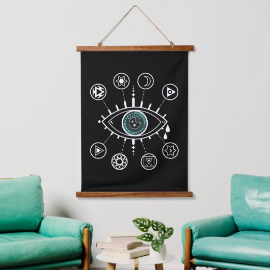 Derde oogschilkra met tapestry hangend wandkleed (Woonkamer)