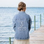 Dernière voile avant le Voile Nautique Bachelorett<br><div class="desc">Terminez votre coup d'oeil à votre soirée nautique ou de bachelorette avec cette jolie veste de denim personnalisée. Le design présente une illustration d'ancre d'un navire blanc surmontée d'un petit coeur, avec deux lignes de texte personnalisé en dessous ; illustrée par "Dernier voile avant le voile". Ajoutez le nom de...</div>