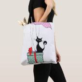 Déroulement du sac fourre-tout à M. Darcy (De près)