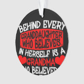 Derrière Chaque Petite-Fille Qui Croit En Elle-Mêm (devant)