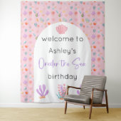 Derrière La Mer Anniversaire Tapisserie (En situation)