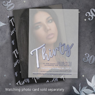 Dertig 30e verjaardag zilveren script tekst overla vellum uitnodigingen