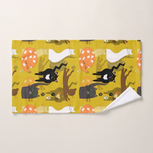 Des chats si différents. (Serviette à main)