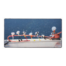 Des fubby qui tirent une ligne d'un bateau de voil