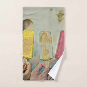 Des popsicles de crème glacée colorée